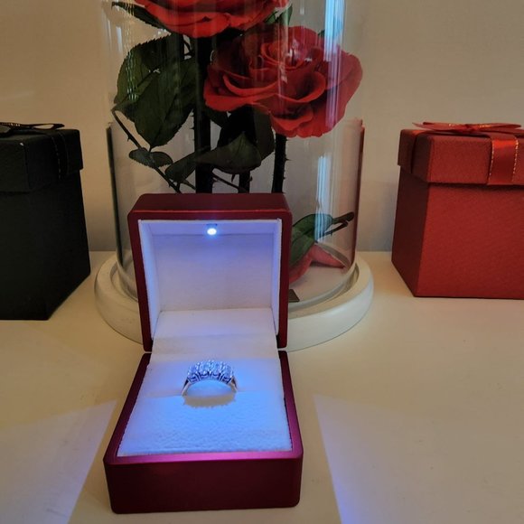 1.31 Carat Natural Diamonds Engagement / Wedding Ring - Picture 4 of 7